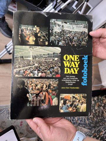 Schatkist uit de opwekking bij Family7 - One Way Days