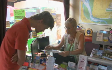 EvenUitblazen_S01A03 zonder logo