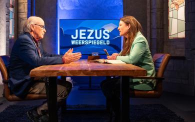Jezus weerspiegeld met Johan Schep bij Family7