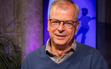 Bijbelstudieleraar Ron van der Spoel bij Family7