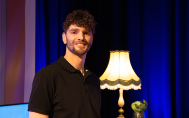 Bijbelstudieleraar Jonathan Pellegrom bij Family7