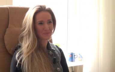 MijnOmaIsDeBeste_S02A01 zonder logo