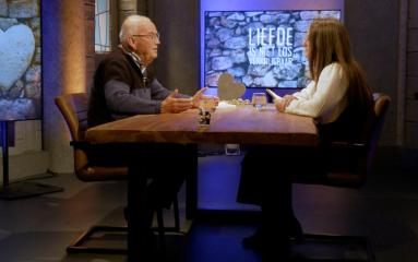 LiefdeIsNietLosVerkrijgbaar_SE1AFL01